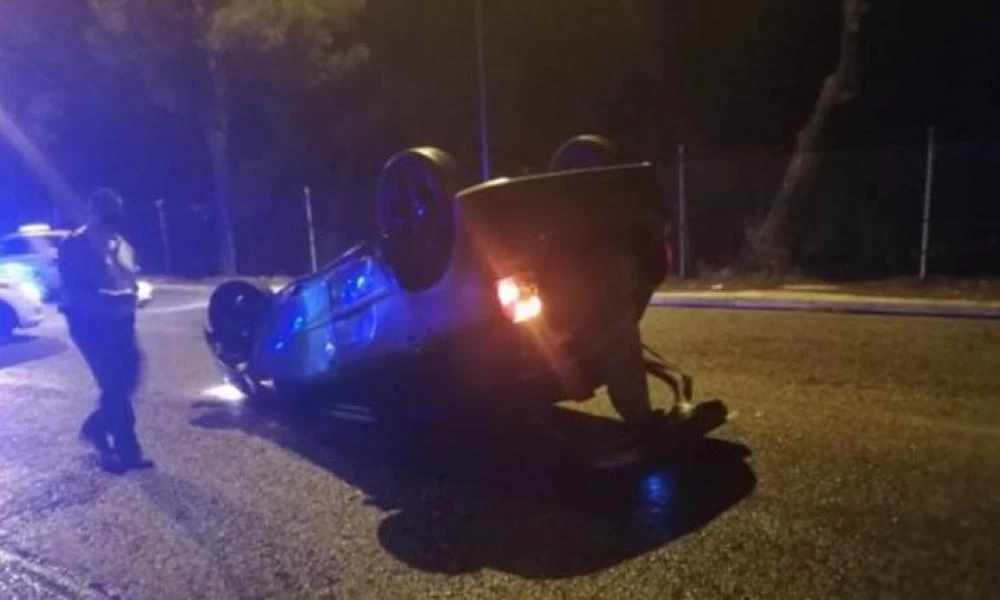 Κόρινθος: Σοβαρό τροχαίο με ανατροπή αυτοκινήτου